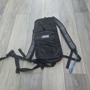 Camelbak Mule hydration small black hiking back pack Great pockets in this